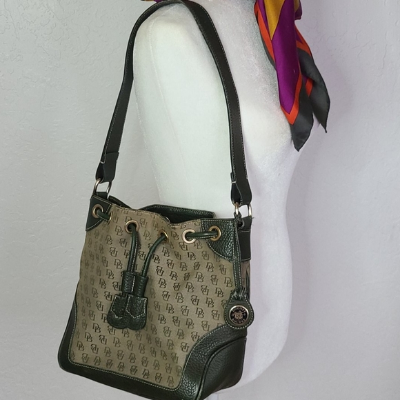 Dooney & Bourke Accessories - Vintage Dooney & Bourke green monogram bag